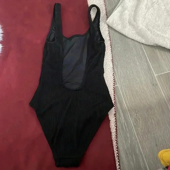 Madewell ribbed swimsuit - Picture 6 of 11